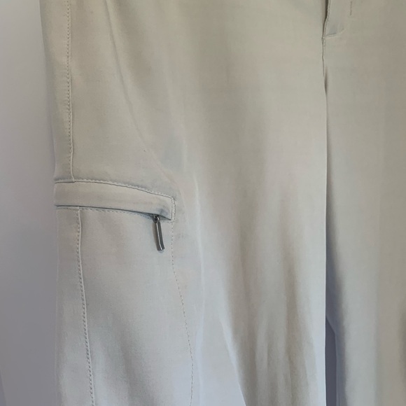 Eddie Bauer Lightweight Polyester Khaki Hiking Pants Women’s Size 8 - Picture 4 of 8